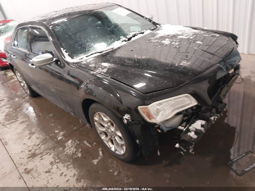 2016 Chrysler 300C Platinum