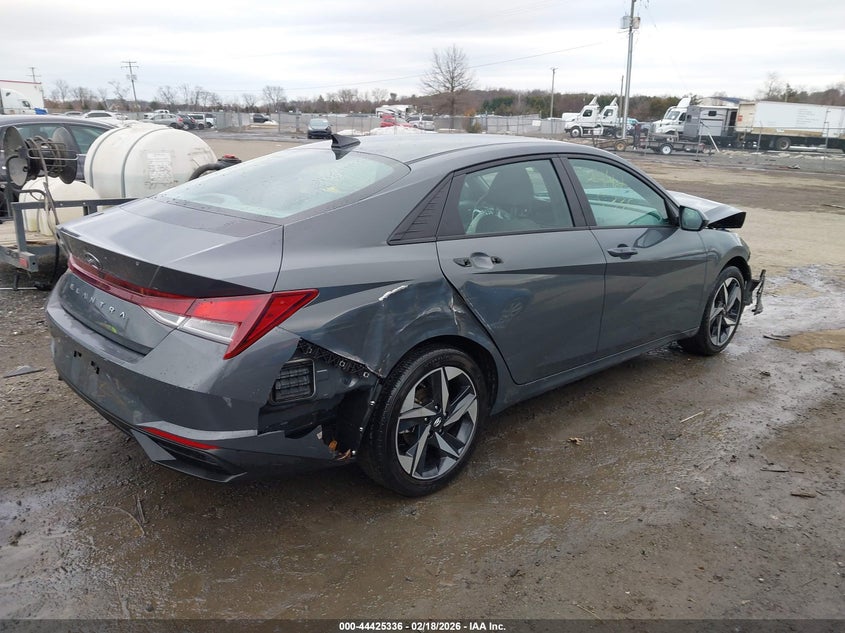 2023 Hyundai Elantra Sel