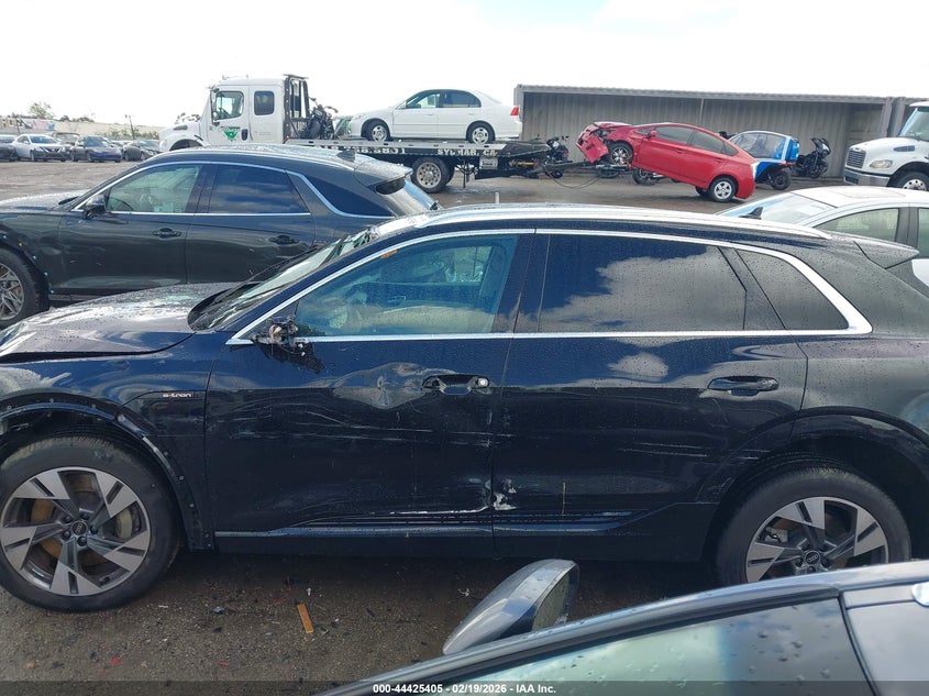 2021 Audi E-Tron Premium Quattro VIN: WA1AAAGE9MB033608 Lot: 44425405