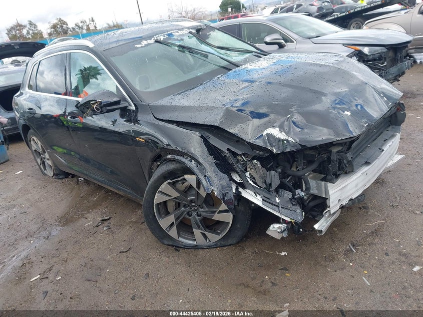 2021 AUDI E-TRON PREMIUM QUATTRO