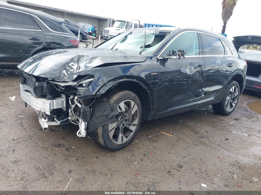 2021 Audi E-Tron Premium Quattro