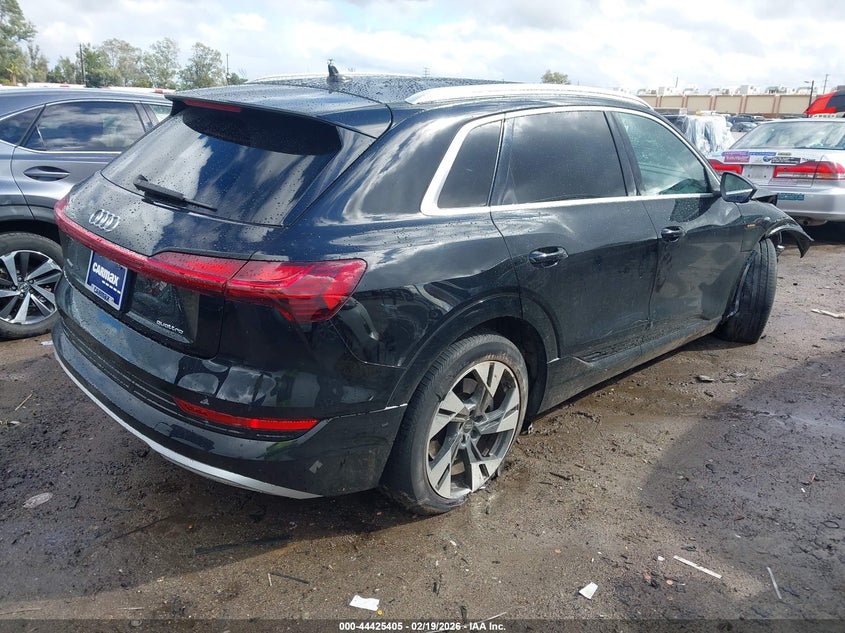 2021 Audi E-Tron Premium Quattro