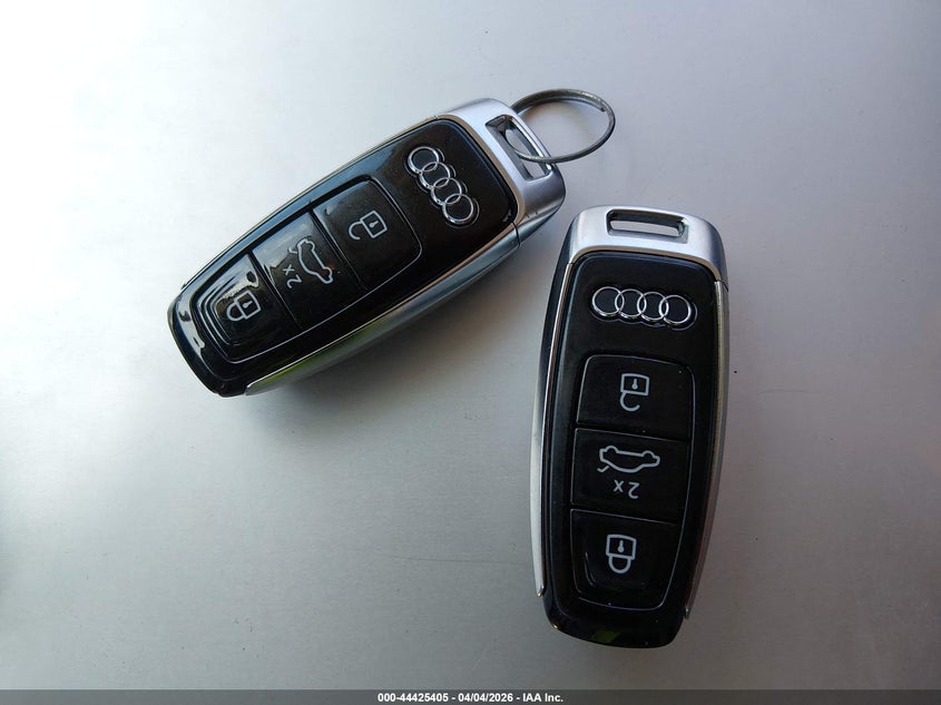 2021 Audi E-Tron Premium Quattro VIN: WA1AAAGE9MB033608 Lot: 44425405