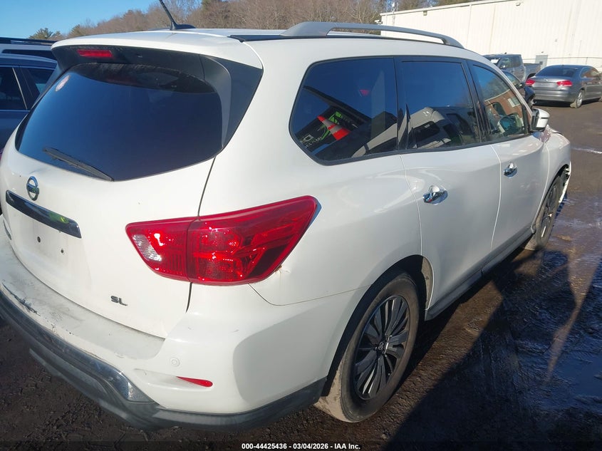 2018 Nissan Pathfinder Sl