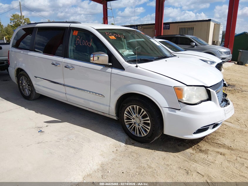2014 Chrysler Town & Country Touring-L