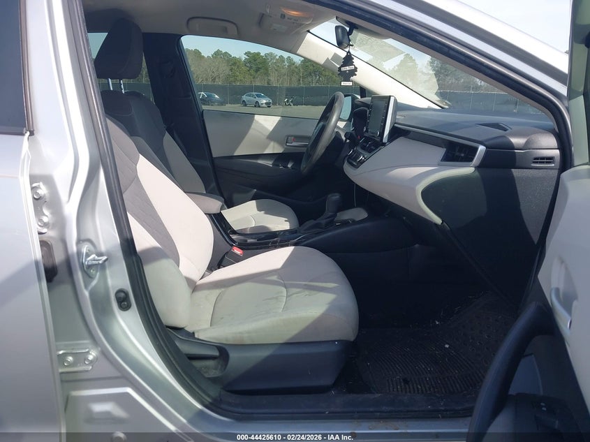 VIN JTDEPRAE4LJ057333 2020 TOYOTA COROLLA LE