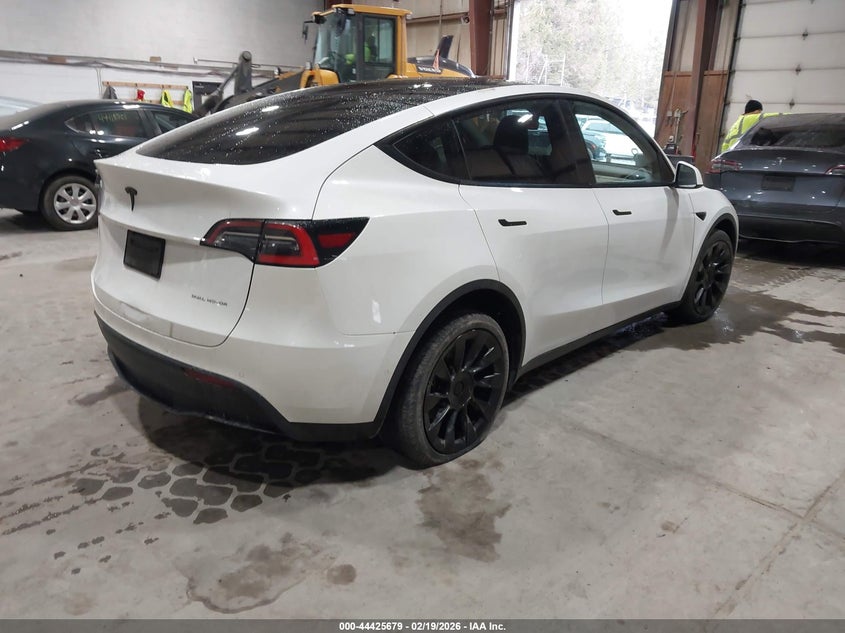2020 TESLA MODEL Y auction photo 4