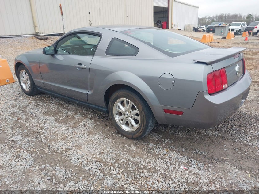 2007 Ford Mustang V6 Deluxe/V6 Premium