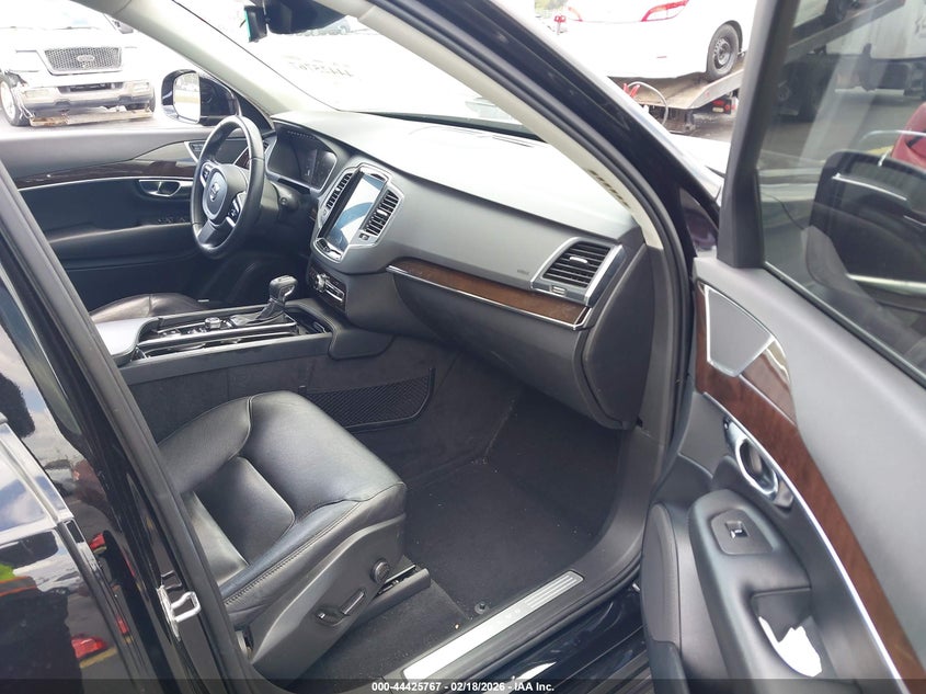 2019 Volvo Xc90 T5 Momentum