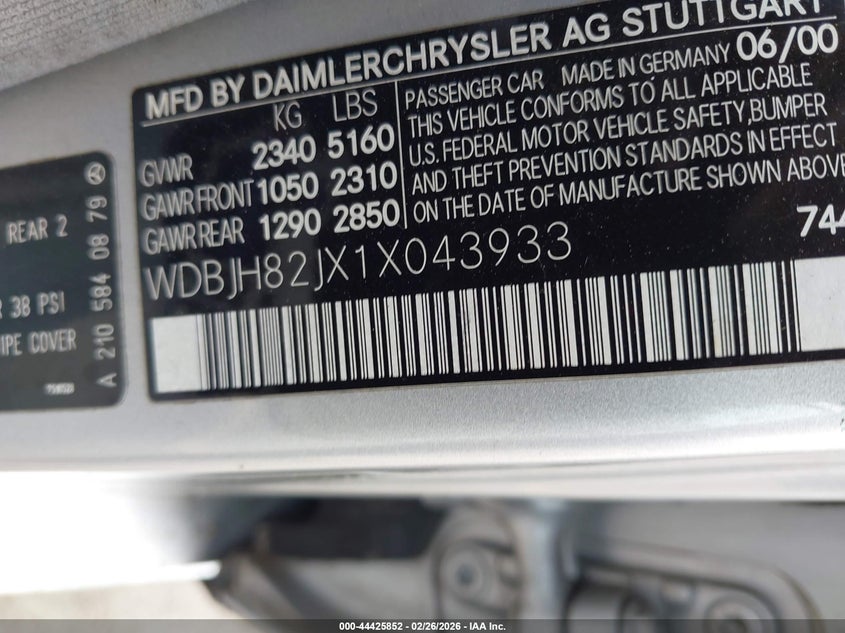 2001 Mercedes-Benz E 320 4M VIN: WDBJH82JX1X043933 Lot: 44425852