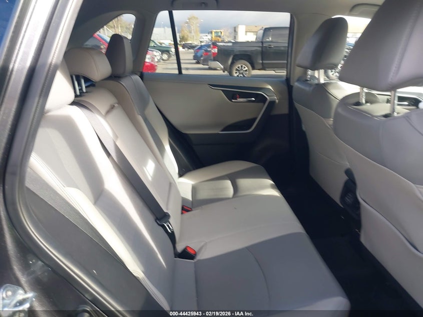 VIN 4T3D6RFV9MU033880 2021 TOYOTA RAV4 HYBRID LIMITED