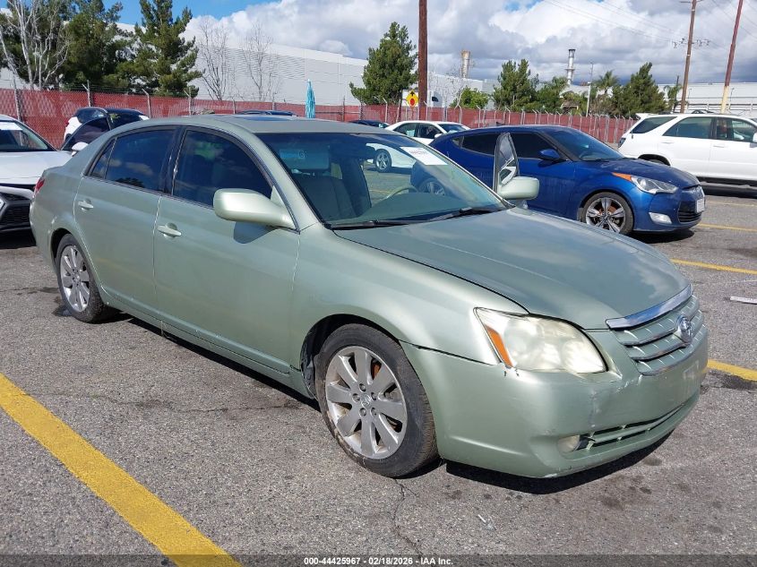 2005 Toyota Avalon Xls