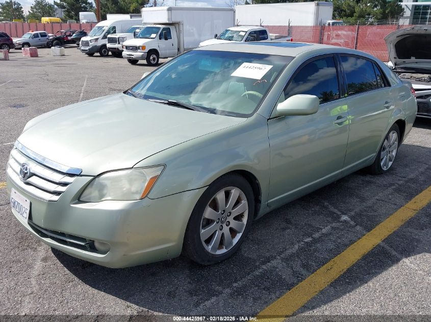 2005 Toyota Avalon Xls