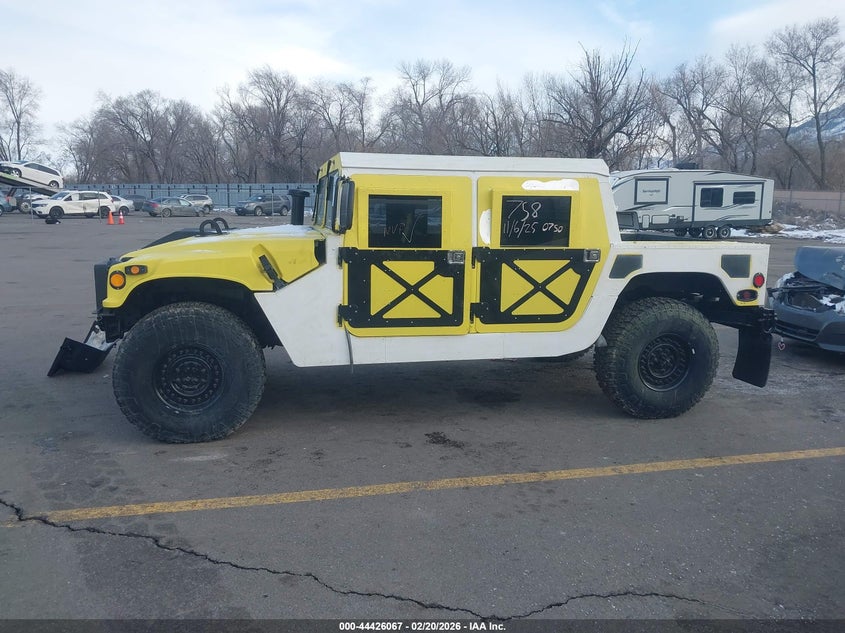 2009 Am General Hummer VIN: 262569 Lot: 44426067