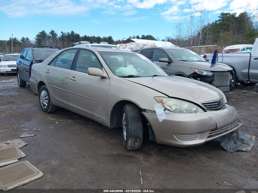 2005 Toyota Camry Le