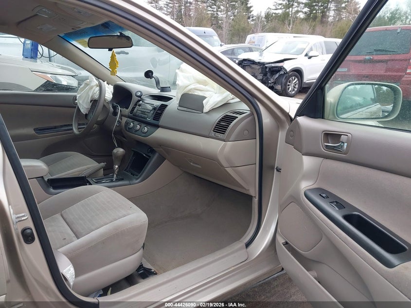 2005 Toyota Camry Le