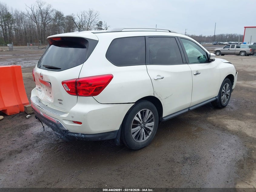 2017 Nissan Pathfinder Sl
