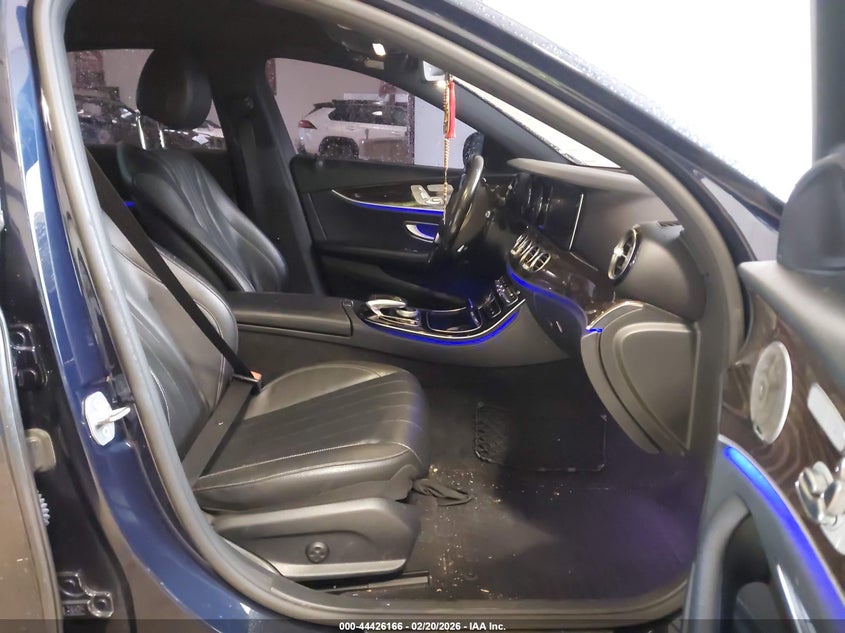 2017 Mercedes-Benz E 300 4Matic