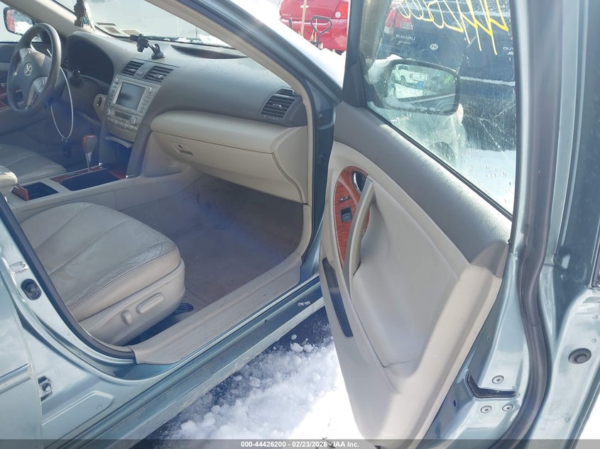 2011 Toyota Camry Hybrid