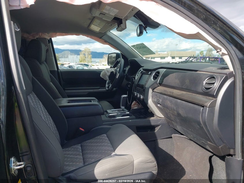 2019 Toyota Tundra Sr5 5.7L V8