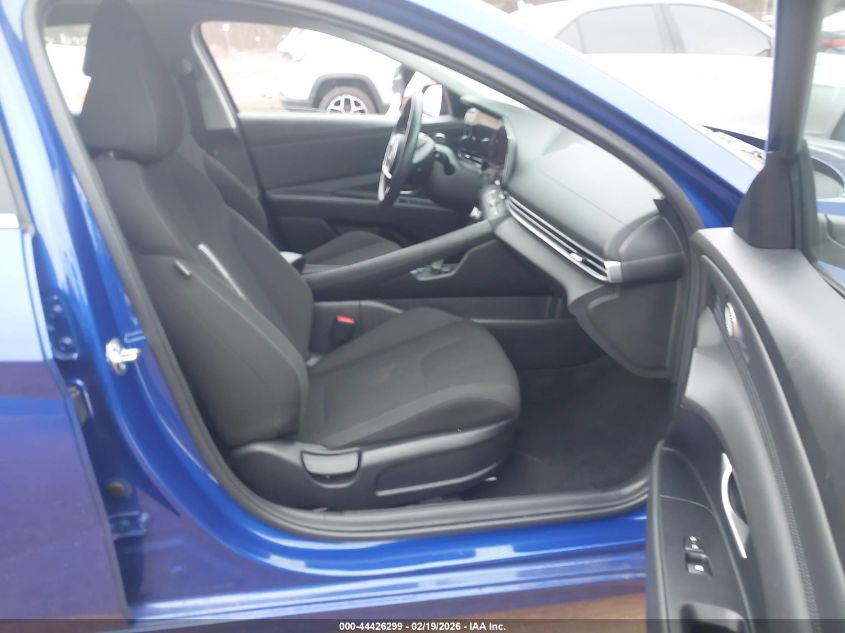 2025 Hyundai Elantra Sel Convenience