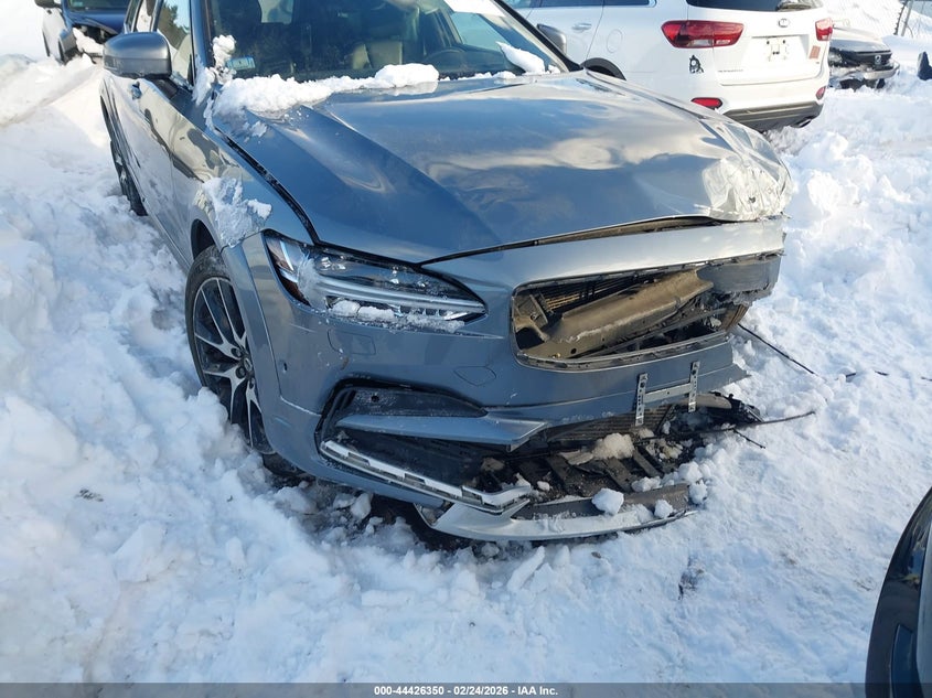 2018 Volvo V90 Cross Country T6 VIN: YV4A22NL9J1013514 Lot: 44426350
