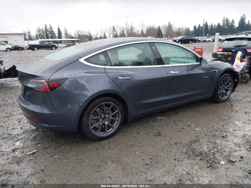 2020 Tesla Model 3 Standard Range Plus Rear-Wheel Drive/Standard Range Rear-Wheel Drive