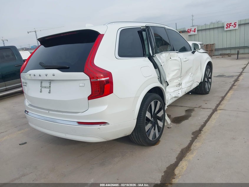2024 Volvo Xc90 Recharge Plug-In Hybrid T8 Plus 6-Seater