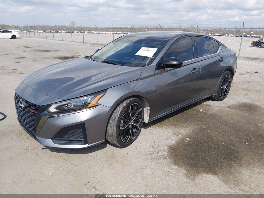 2023 Nissan Altima Sr Fwd