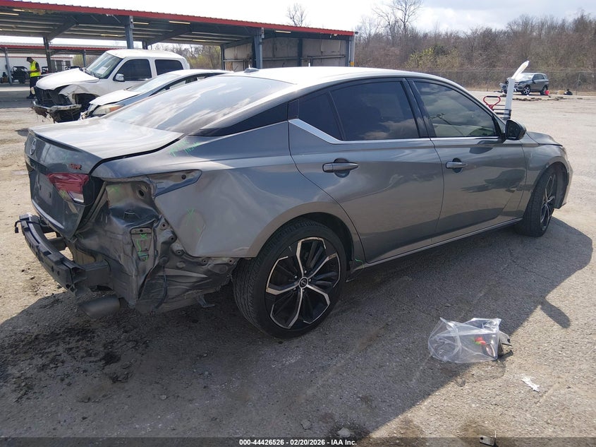 2023 Nissan Altima Sr Fwd