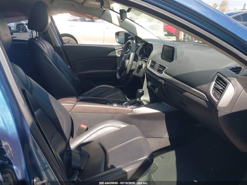 2018 Mazda Mazda3 Touring