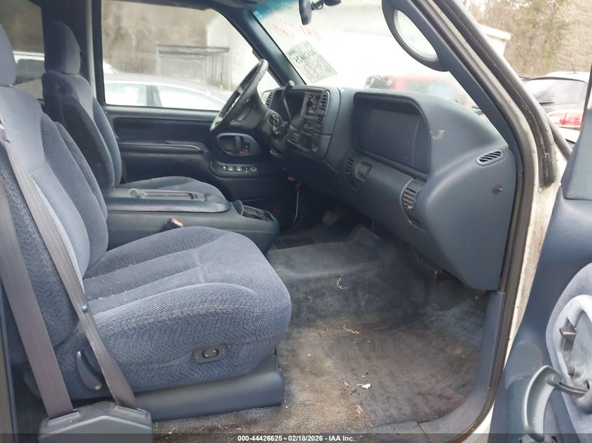 1999 Chevrolet Suburban 1500 Lt