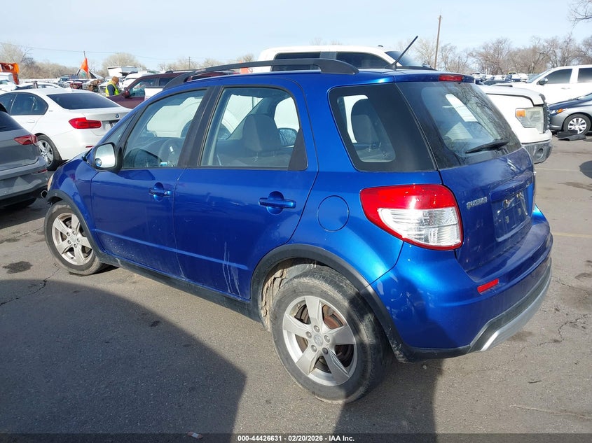 2012 SUZUKI SX4 auction photo 3