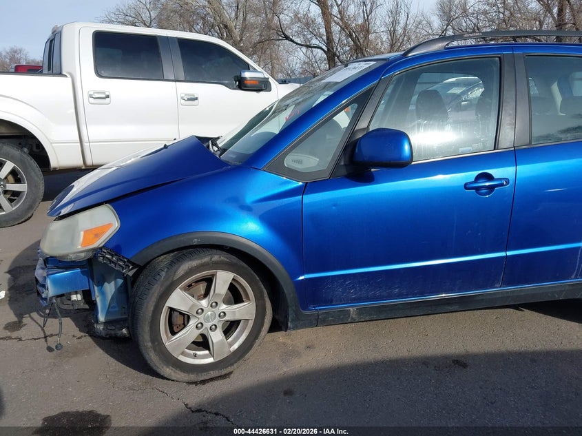 2012 SUZUKI SX4 auction photo 6