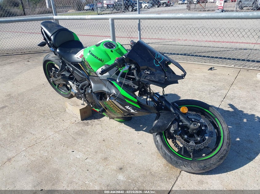2020 Kawasaki Ex650
