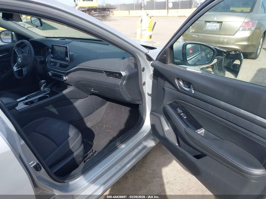 2021 Nissan Altima Sv Fwd