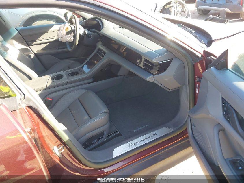 2022 Porsche Taycan 4S