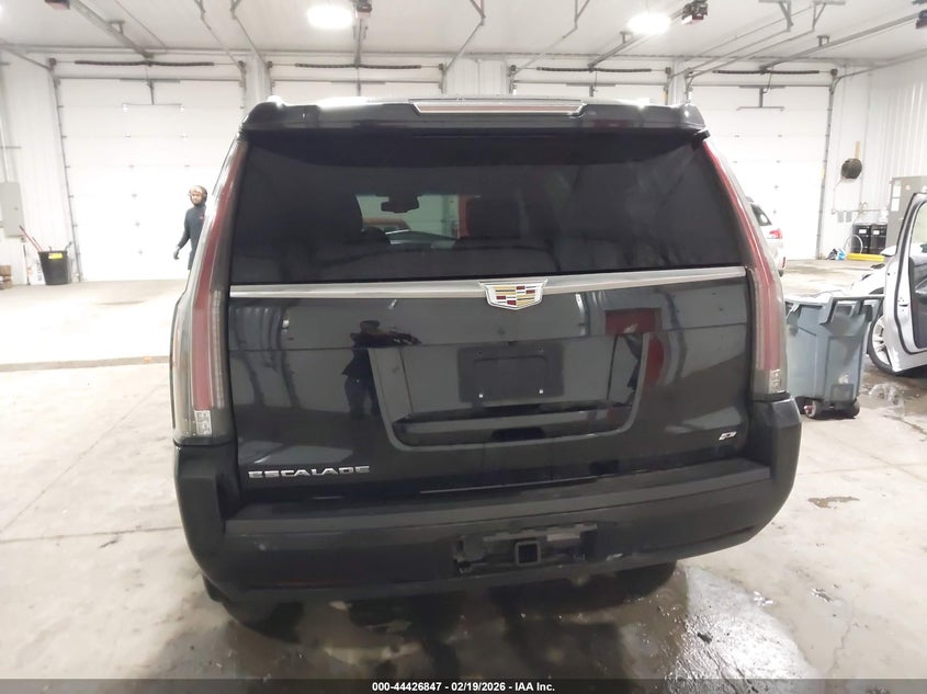 2015 Cadillac Escalade Platinum VIN: 1GYS4PKJ7FR575531 Lot: 44426847