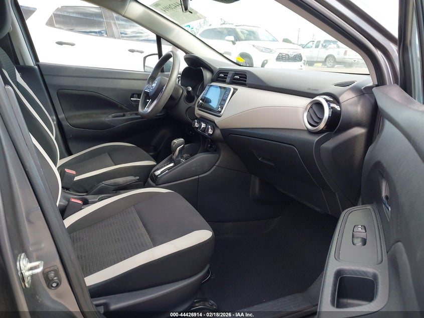 2021 Nissan Versa Sv Xtronic Cvt