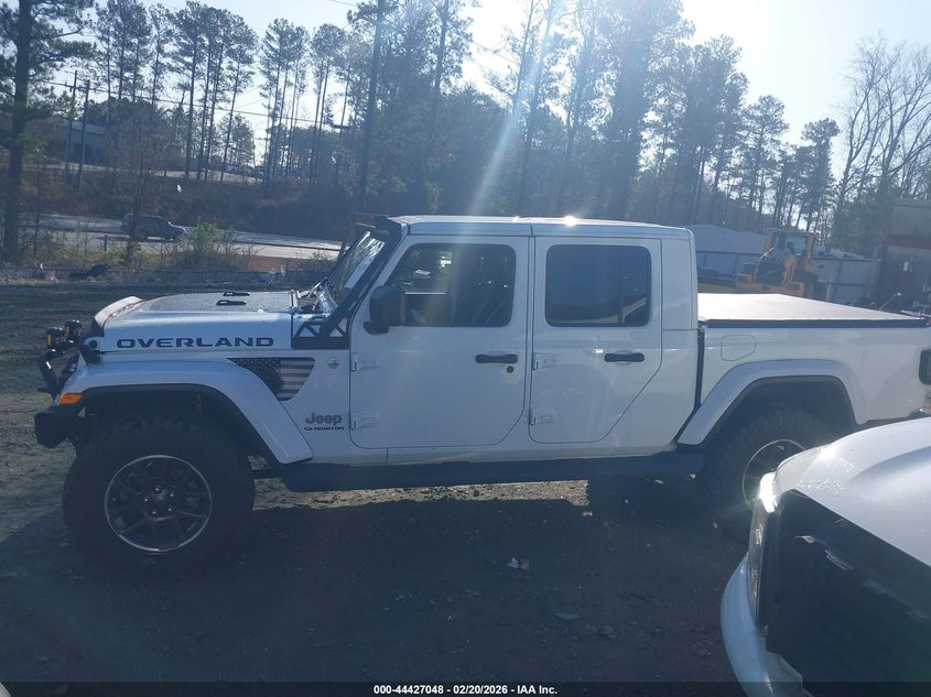 2021 Jeep Gladiator Overland 4X4 VIN: 1C6HJTFG8ML541105 Lot: 44427048