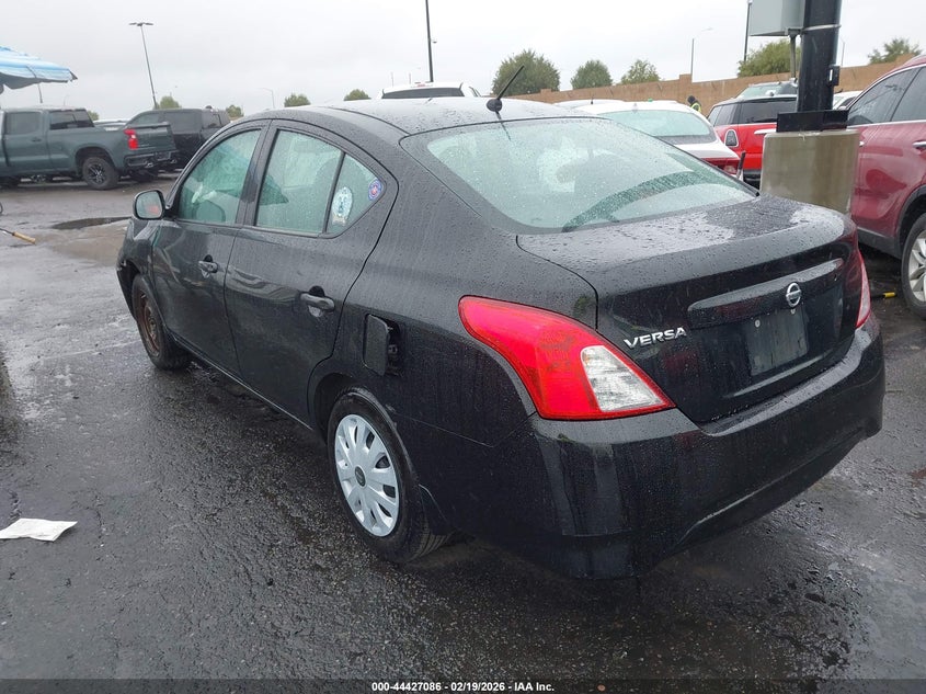 2015 Nissan Versa 1.6 S
