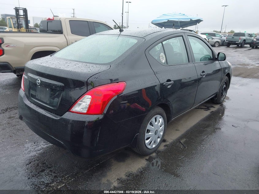 2015 Nissan Versa 1.6 S