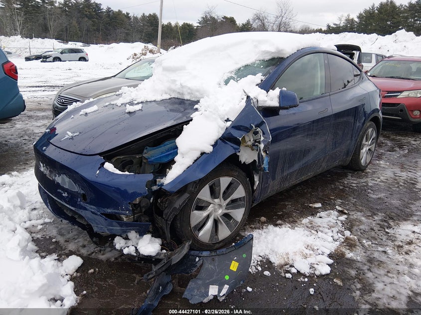 2022 Tesla Model Y Long Range Dual Motor All-Wheel Drive