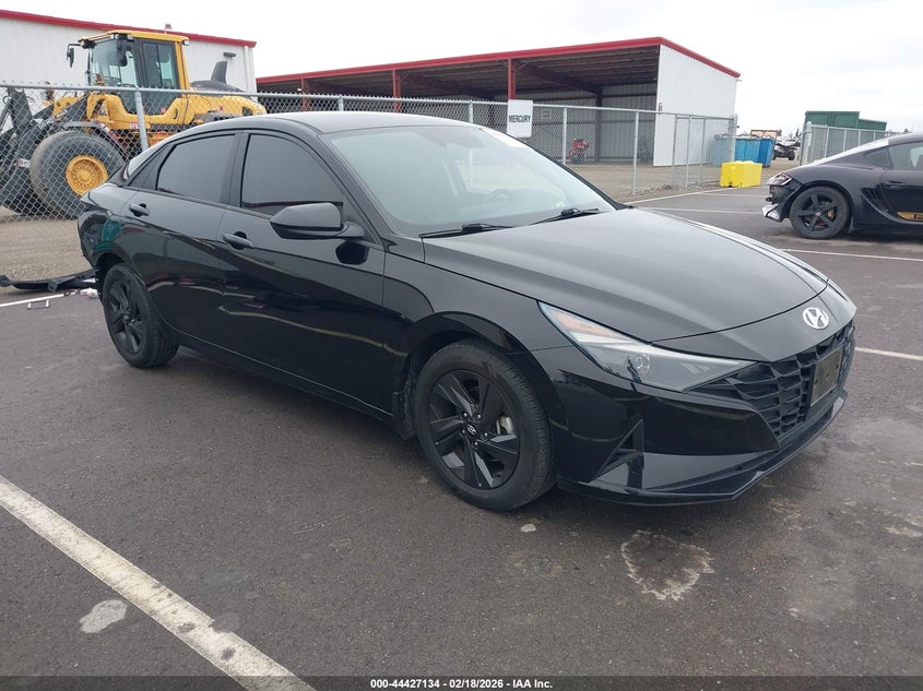 2022 Hyundai Elantra Sel