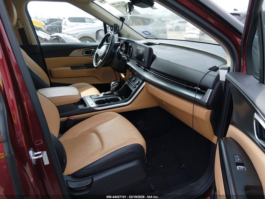 VIN KNDNB4H38P6252933 2023 KIA CARNIVAL MPV LX SEAT PACKAGE