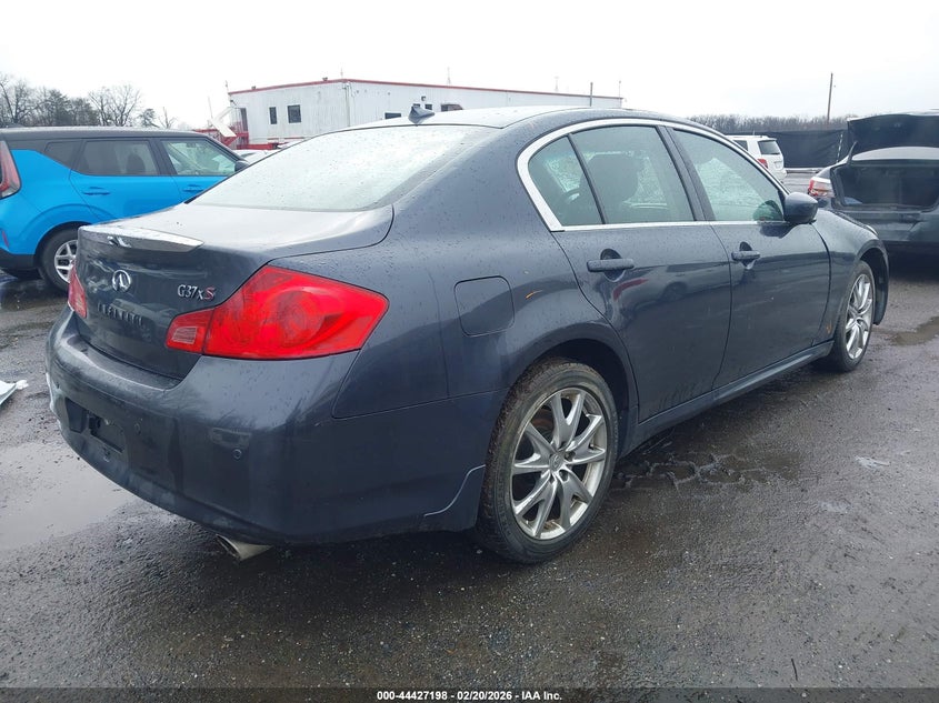 2011 Infiniti G37X