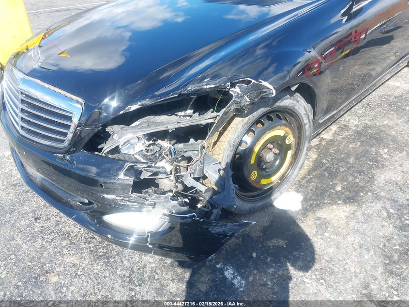 2007 Mercedes-Benz S 550 VIN: WDDNG71XX7A053319 Lot: 44427216