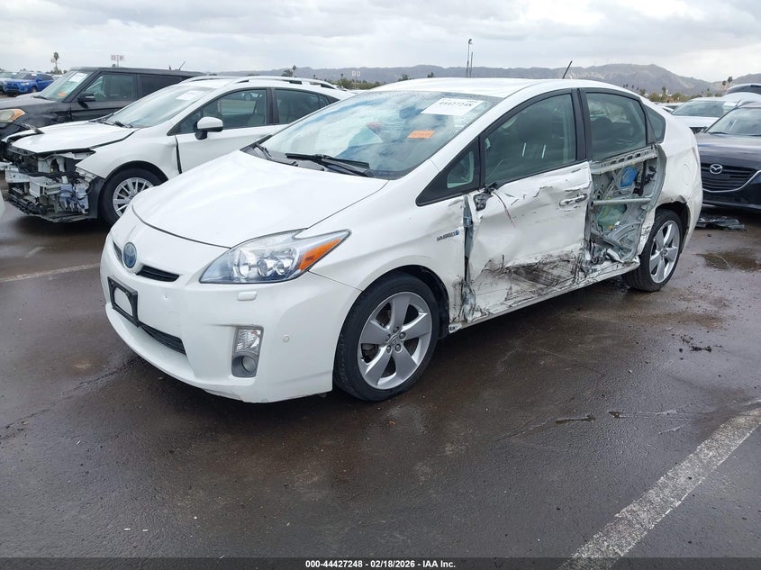 2010 Toyota Prius V JTDKN3DU7A0053515 photo 1