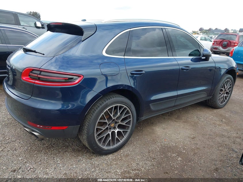 2016 Porsche Macan S