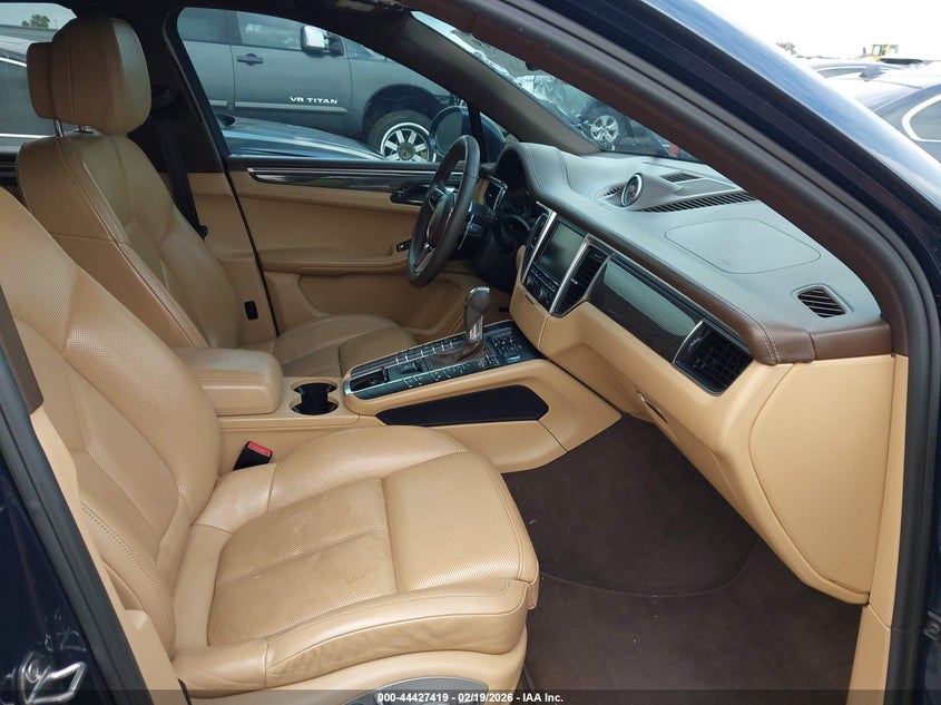 2016 Porsche Macan S